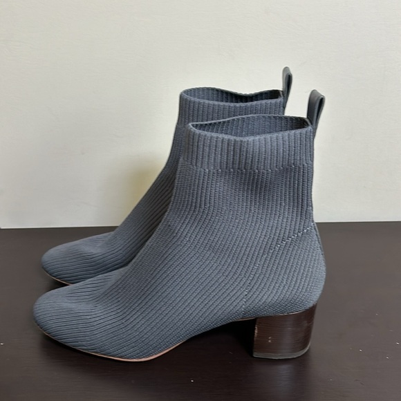 EVERLANE The Glove Boot Ribbed Gray ReKnit fabric Booties Leather Sz 8.5 - Picture 3 of 12